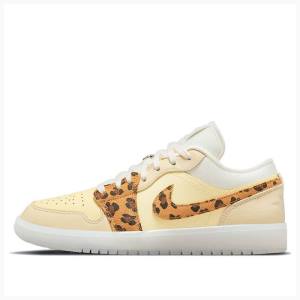 Air Jordan 1 Nike Low SNKRS Day Tênis Feminino Amarelas | JD-402YU